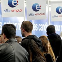 Безработица во Франции достигла рекорда за 12 лет