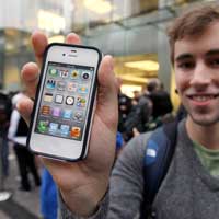 iPhone 4s официально приедет в Россию в декабре