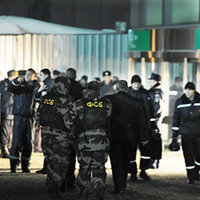 Аэропорт Владивостока эвакуировали из-за сообщения о бомбе